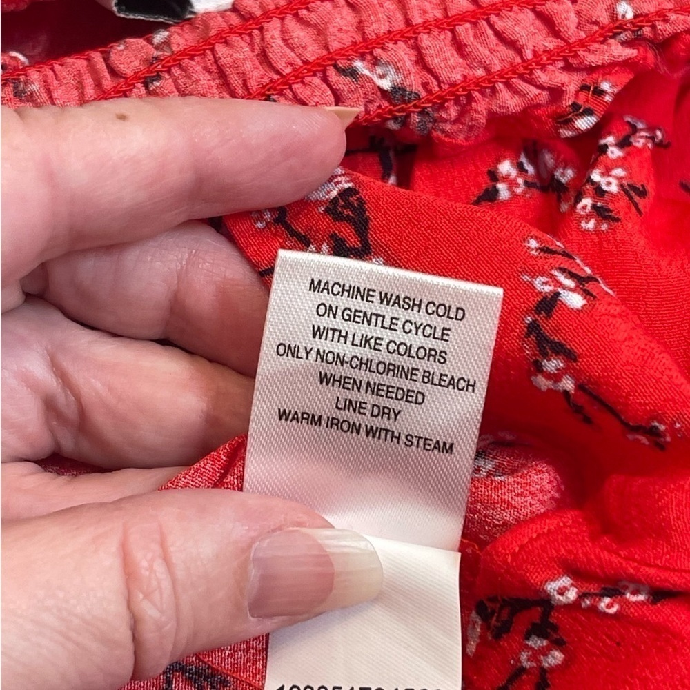 Kendall & Kylie Red Floral Off-Shoulder Romper - Size Women’s M - Picture 9 of 10